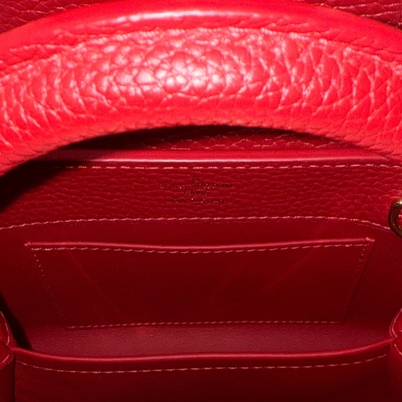 Louis Vuitton Mini Capucines Scarlet Red - Picture 14 of 16